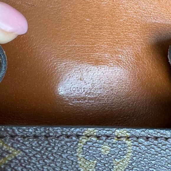 ✅AUTH✅LOUIS VUITTON SAINT CLOUD MINI BAG - Picture 11 of 15